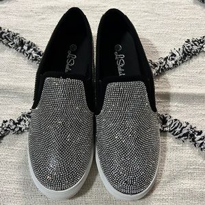 New La Sheelah Black/Silver Rhinestone Sneakers